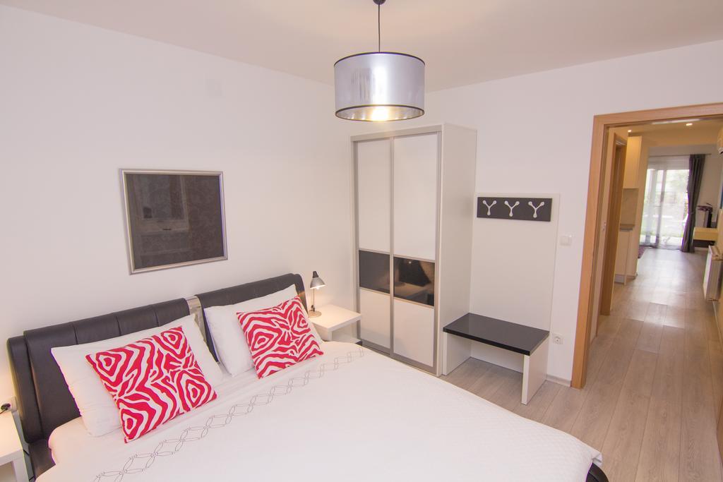 Apartments Ljubica Krk Town Eksteriør bilde